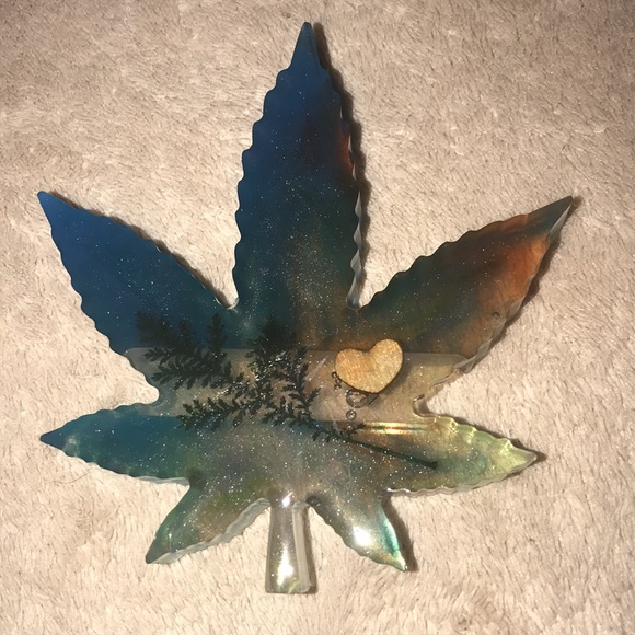 Custom Epoxy business card holder with love ❤️ and leaf New - Picture 3 of 6